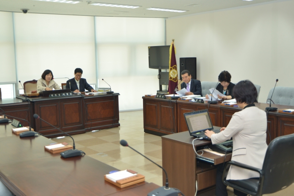 의회운영위원회(2013.05.07, 의회 소회의실)