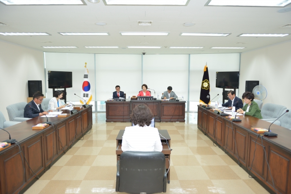 의회운영위원회 회의(2014.07.15, 의회 소회의실)