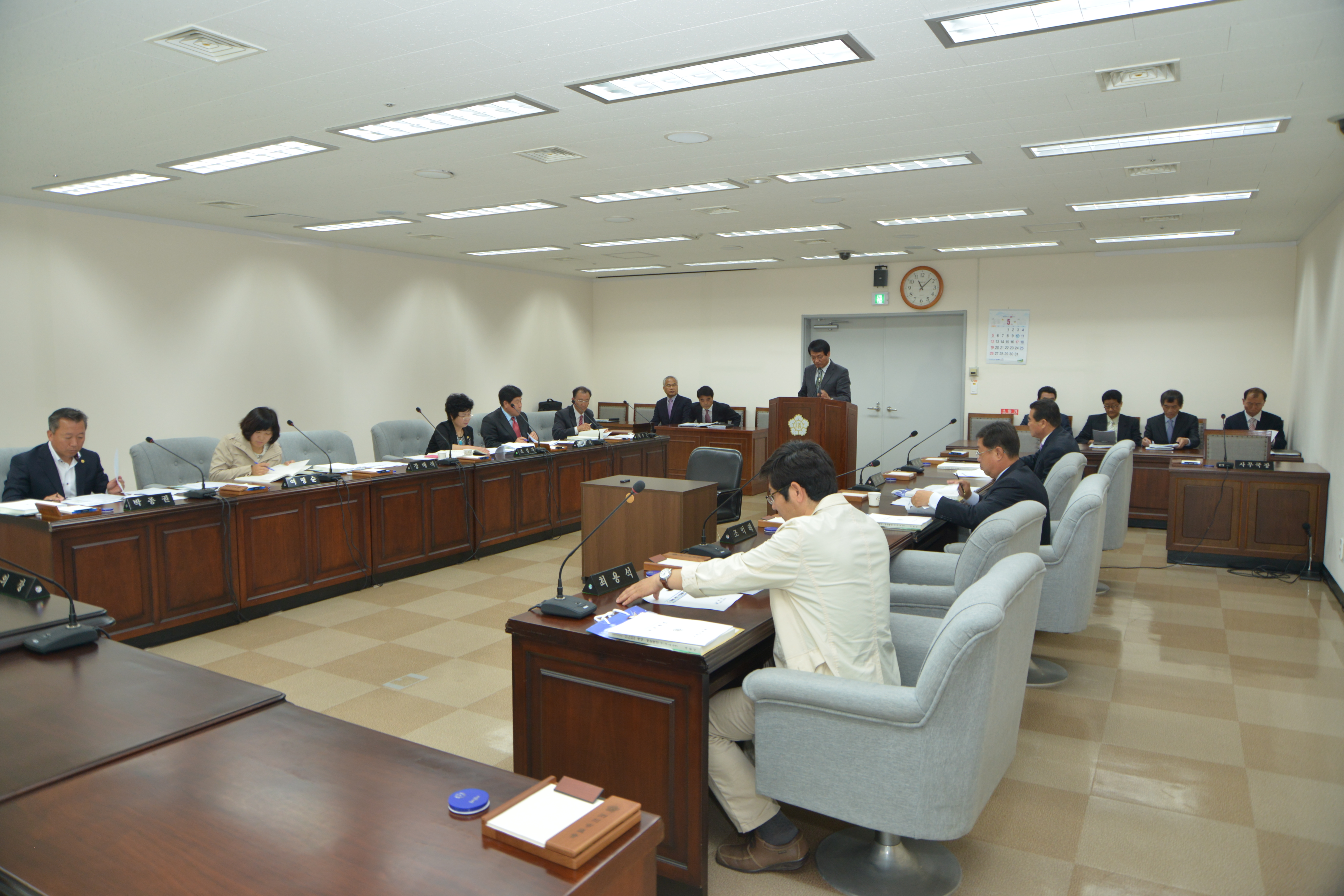 5월 의원정례간담회(2013.05.07, 의회 소회의실) - 2