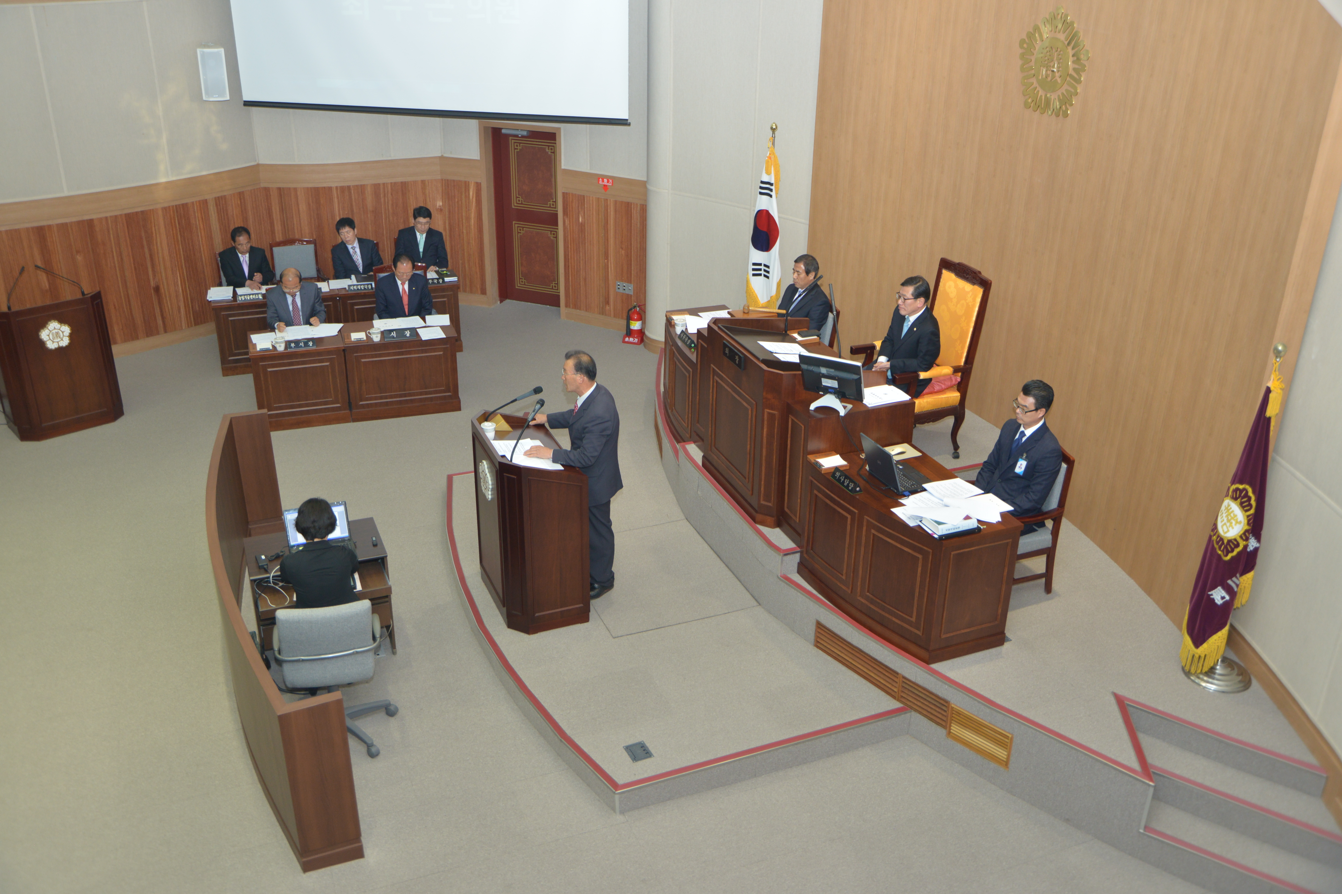 제169회 사천시의회 임시회 제2차 본회의(2013.04.23, 의회 본회의장) - 2