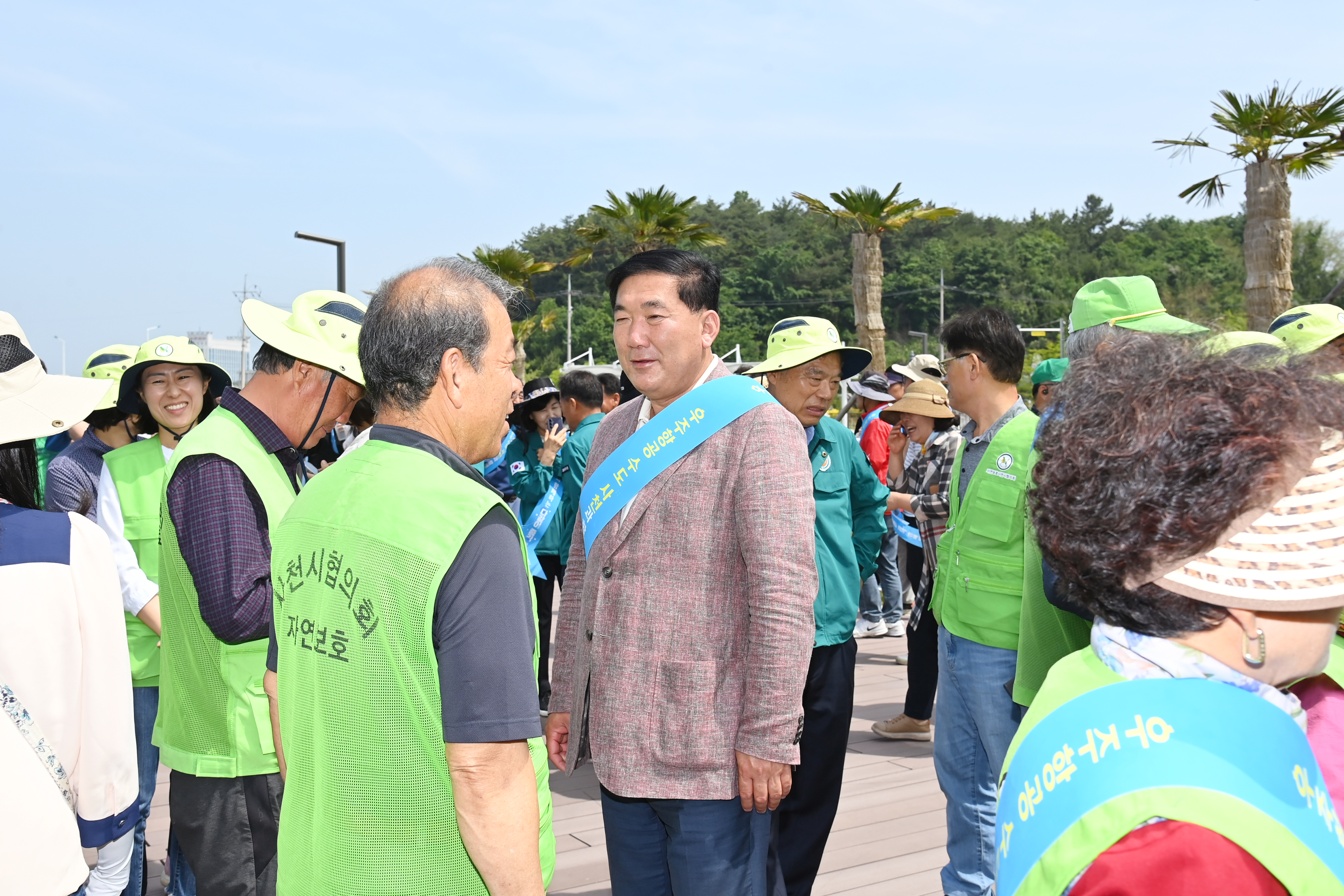 우주항공청 임시청사 개청맞이 다 같이 줍깅 행사 - 2