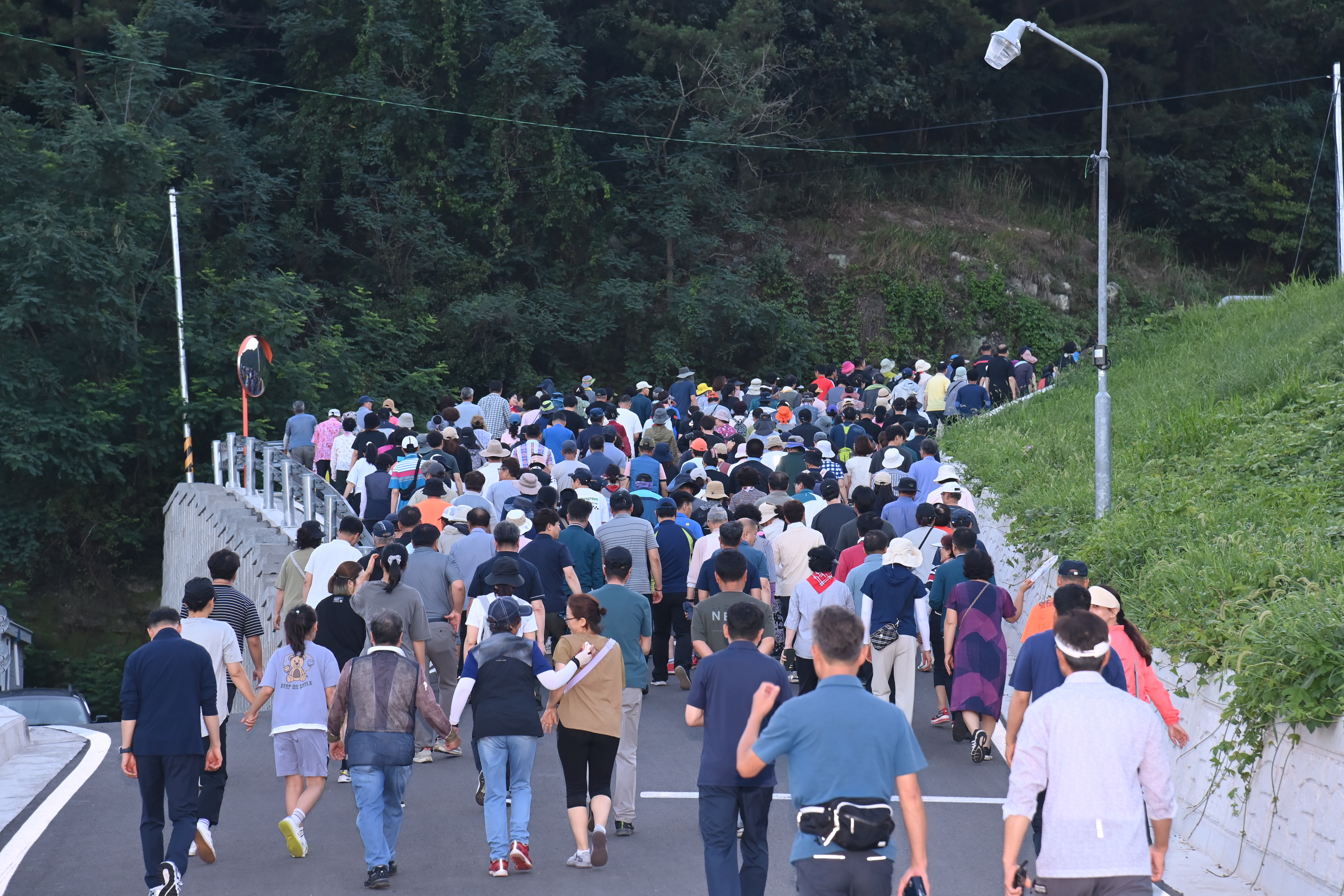 남양동민 명품산자락 건강걷기대회 - 6
