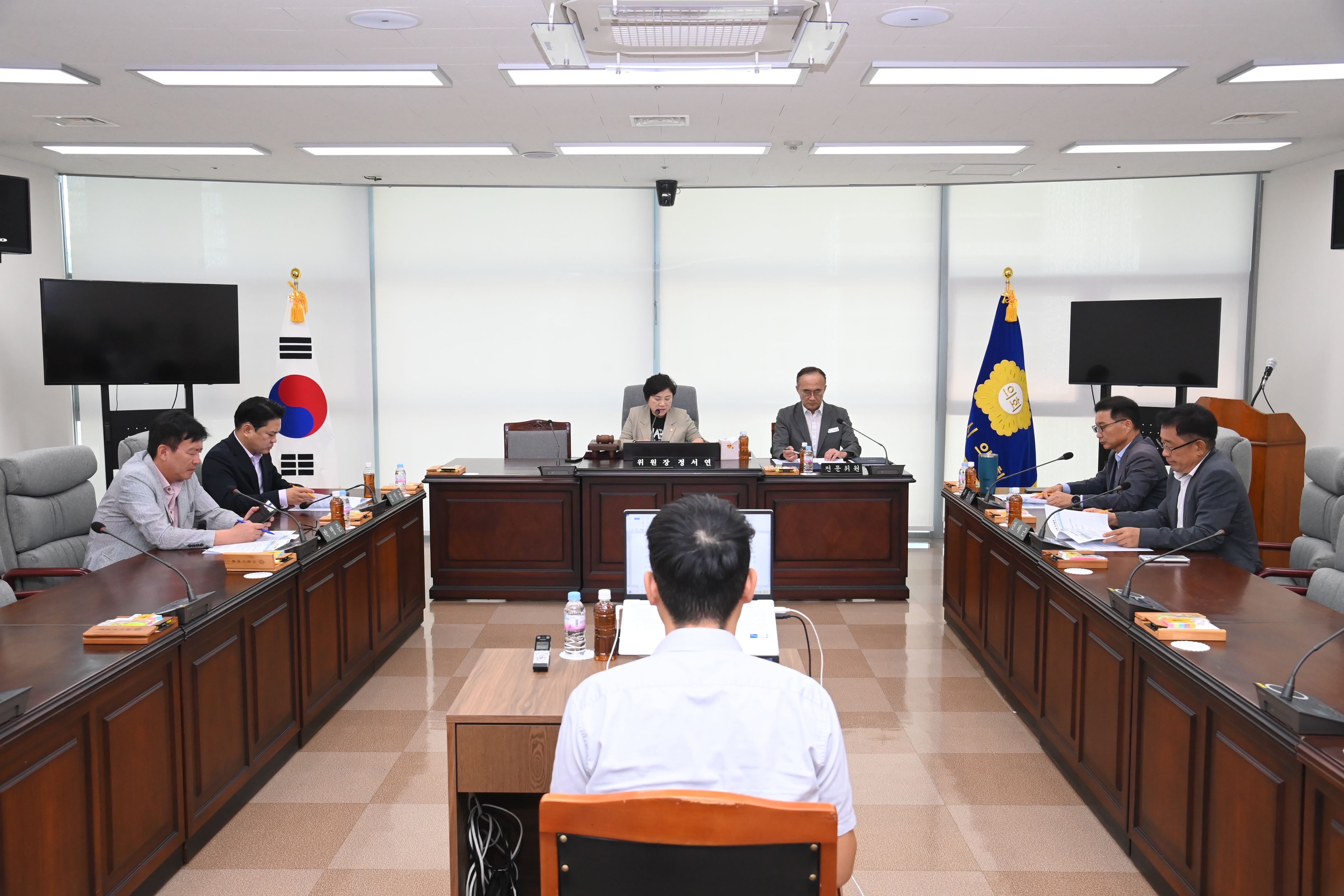 제285회 임시회 페회중 의회운영위원회 - 1