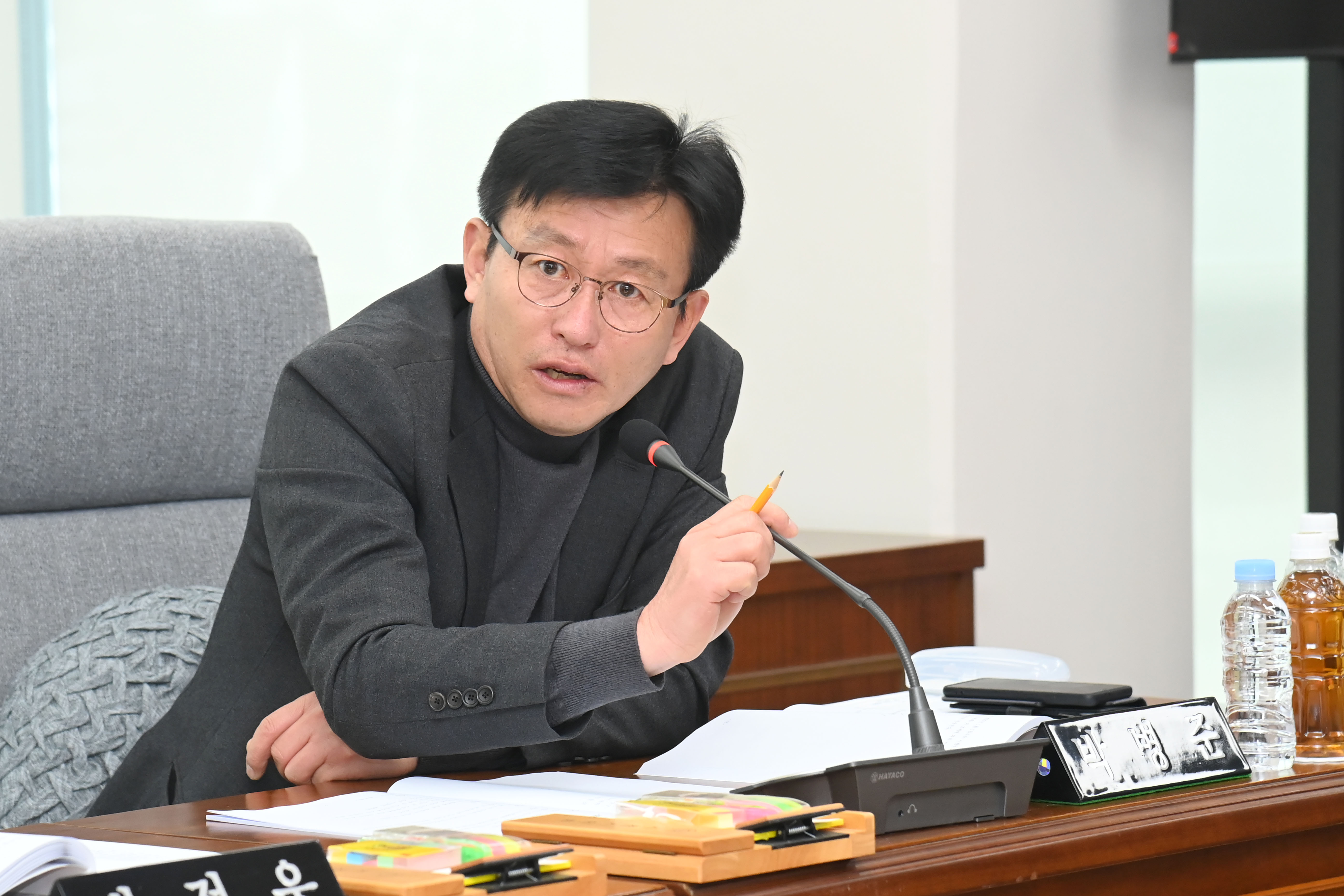 제288회 사천시의회 임시회 제1차 건설항공위원회 - 4