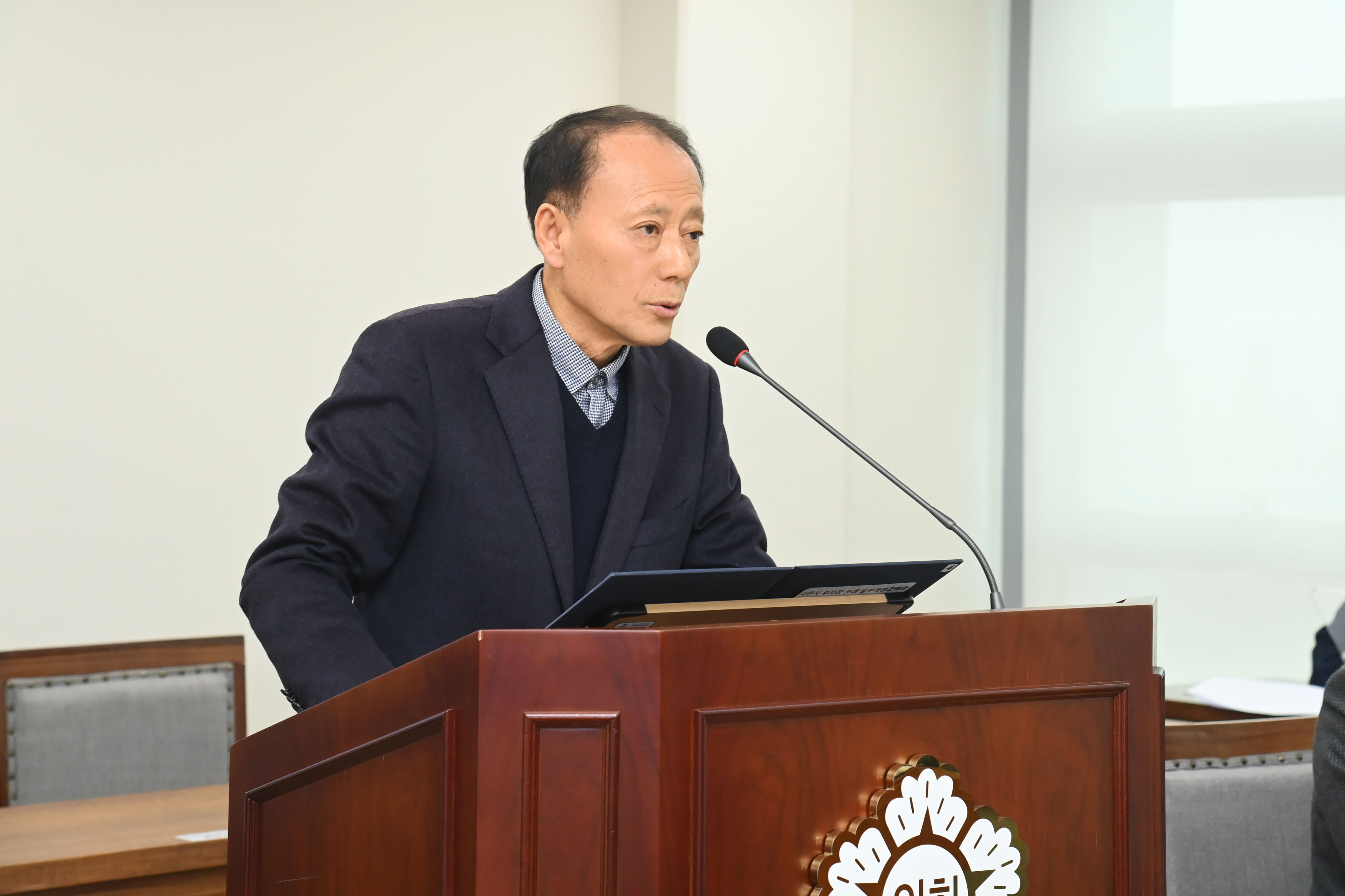 제288회 사천시의회 임시회 제1차 건설항공위원회 - 5