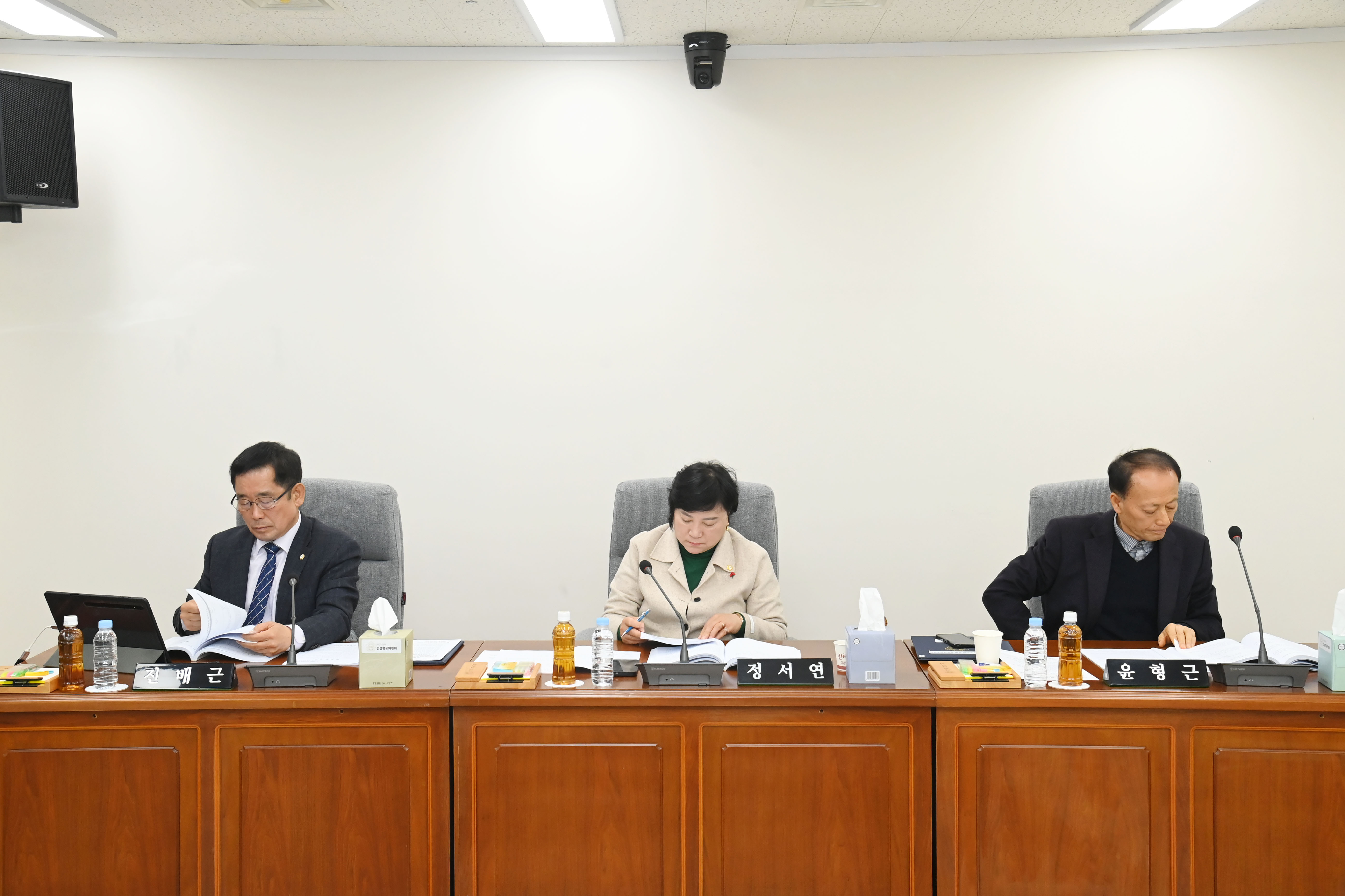 제288회 사천시의회 임시회 제1차 건설항공위원회 - 8
