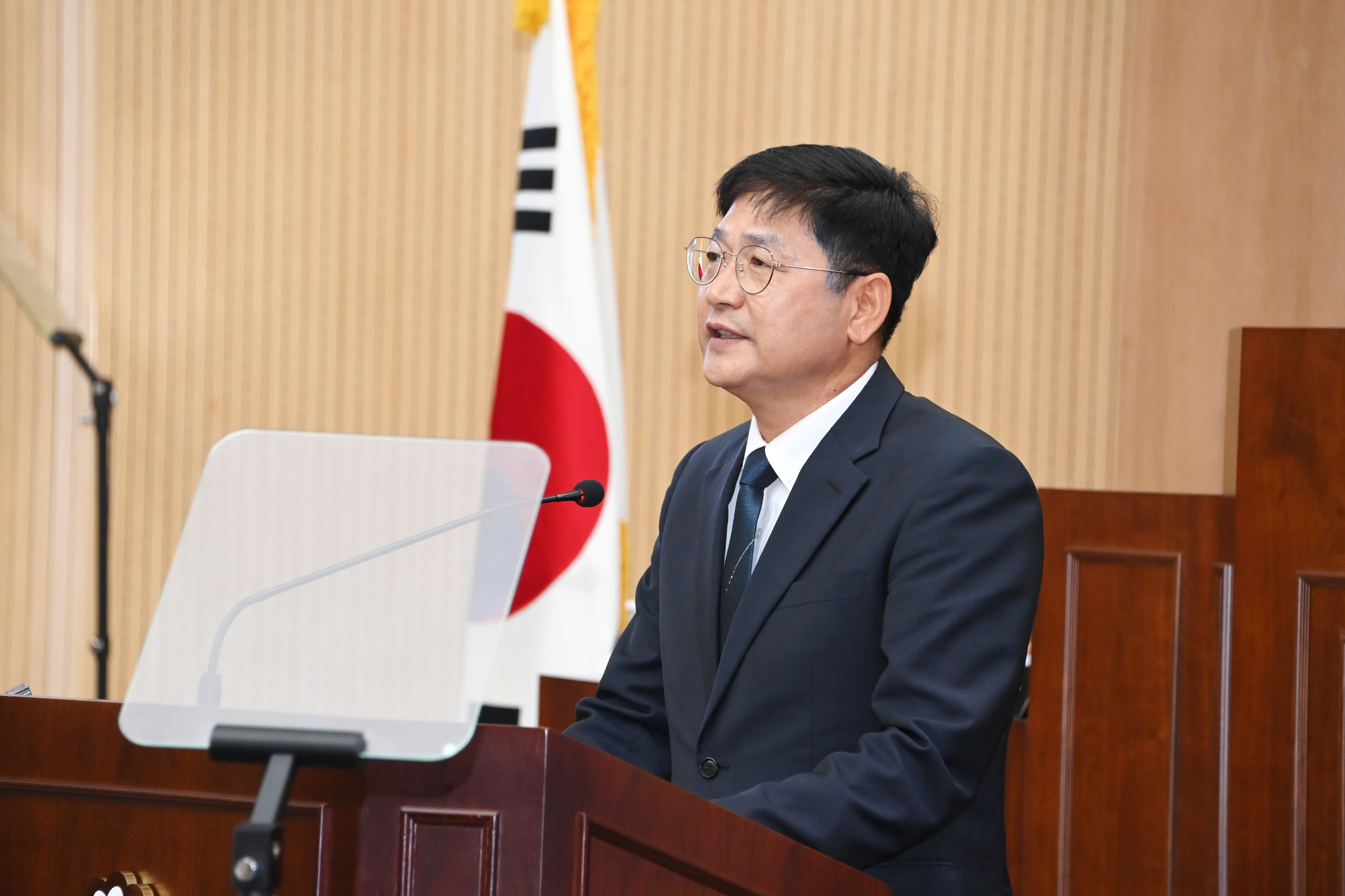 제292회 사천시의회 임시회 제1차 본회의 - 4
