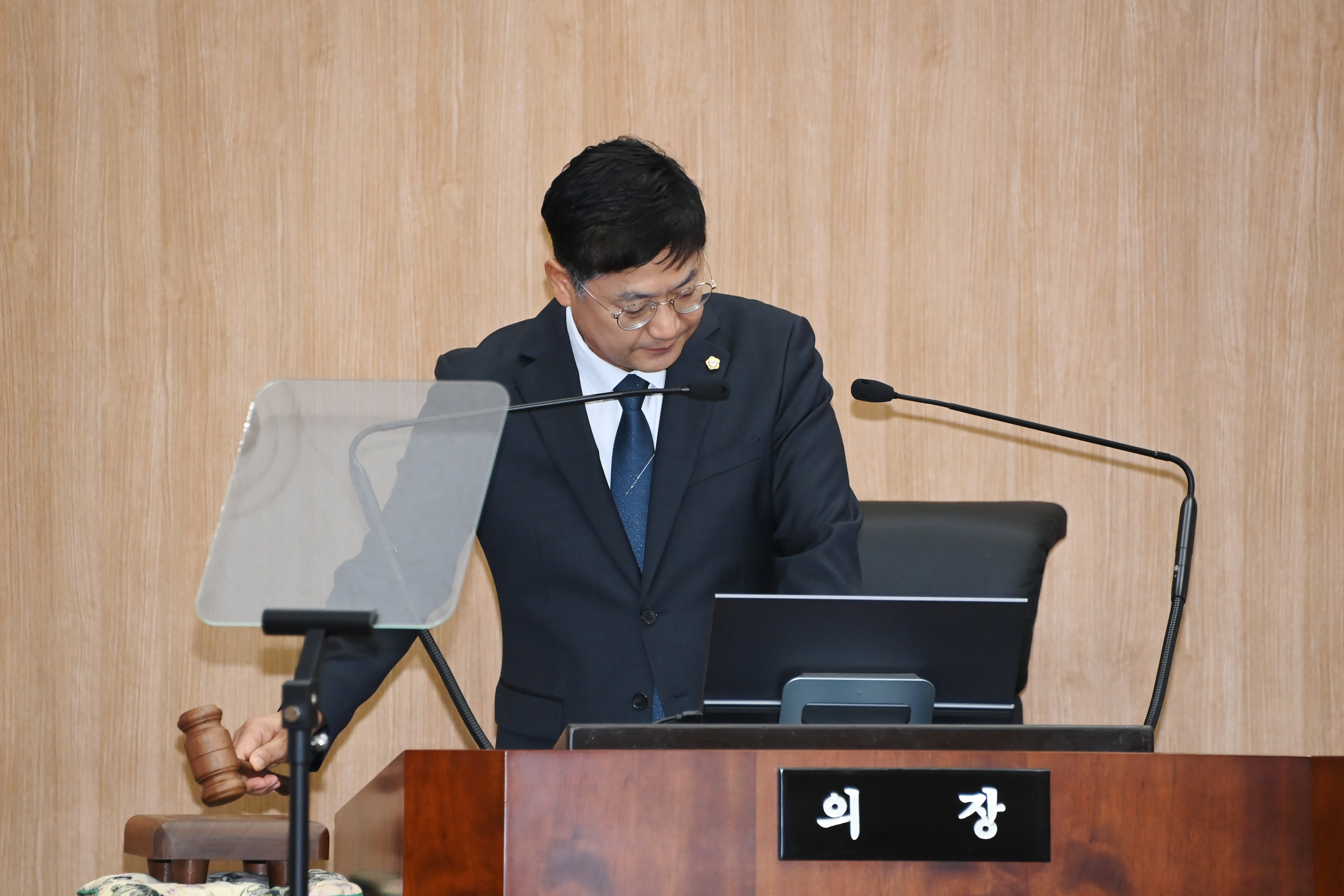 제295회 사천시의회 제1차 정례회 (제1차 본회의) - 11