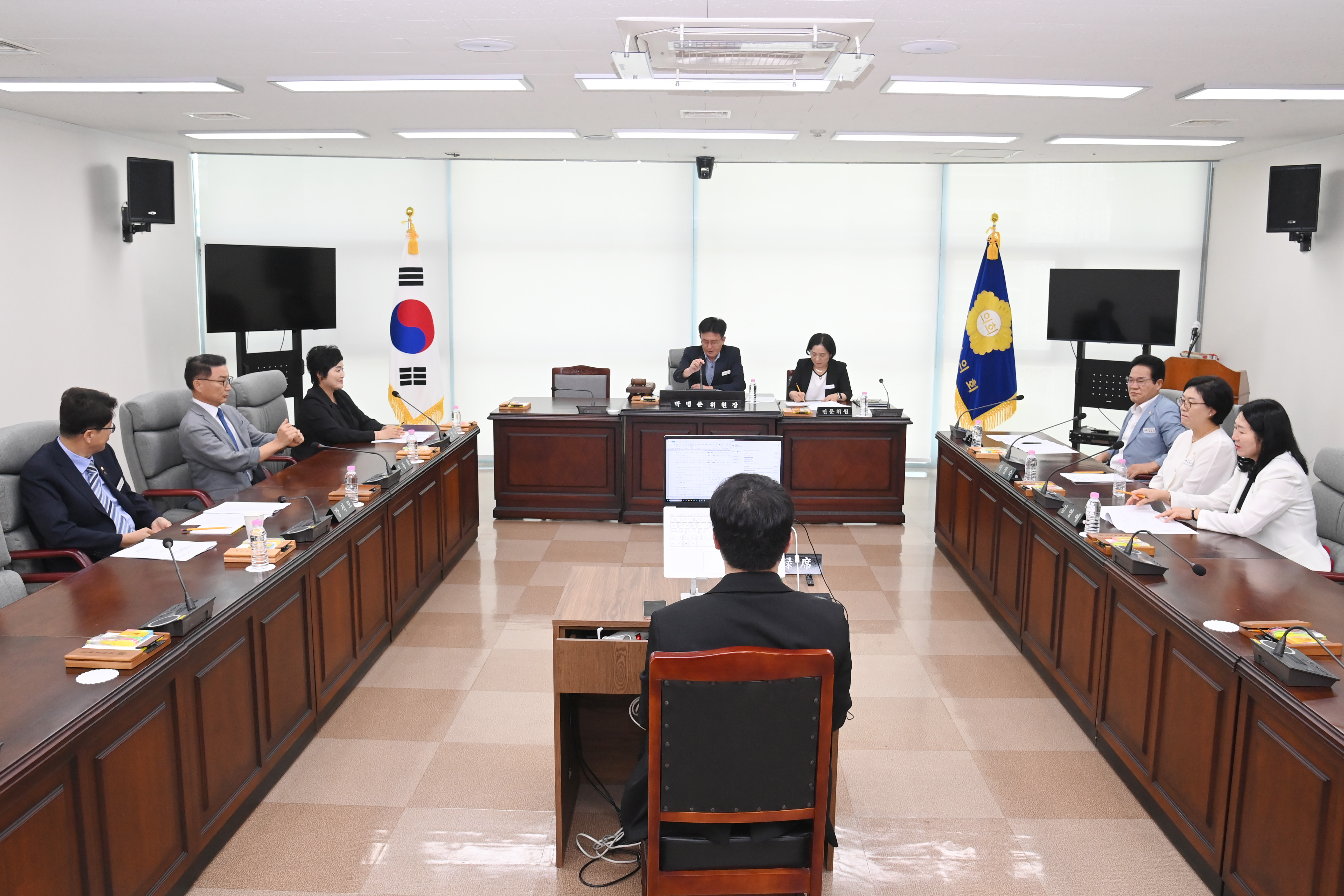 제295회 사천시의회 제1차 정례회 (제1차 인사청문특별위원회) - 9
