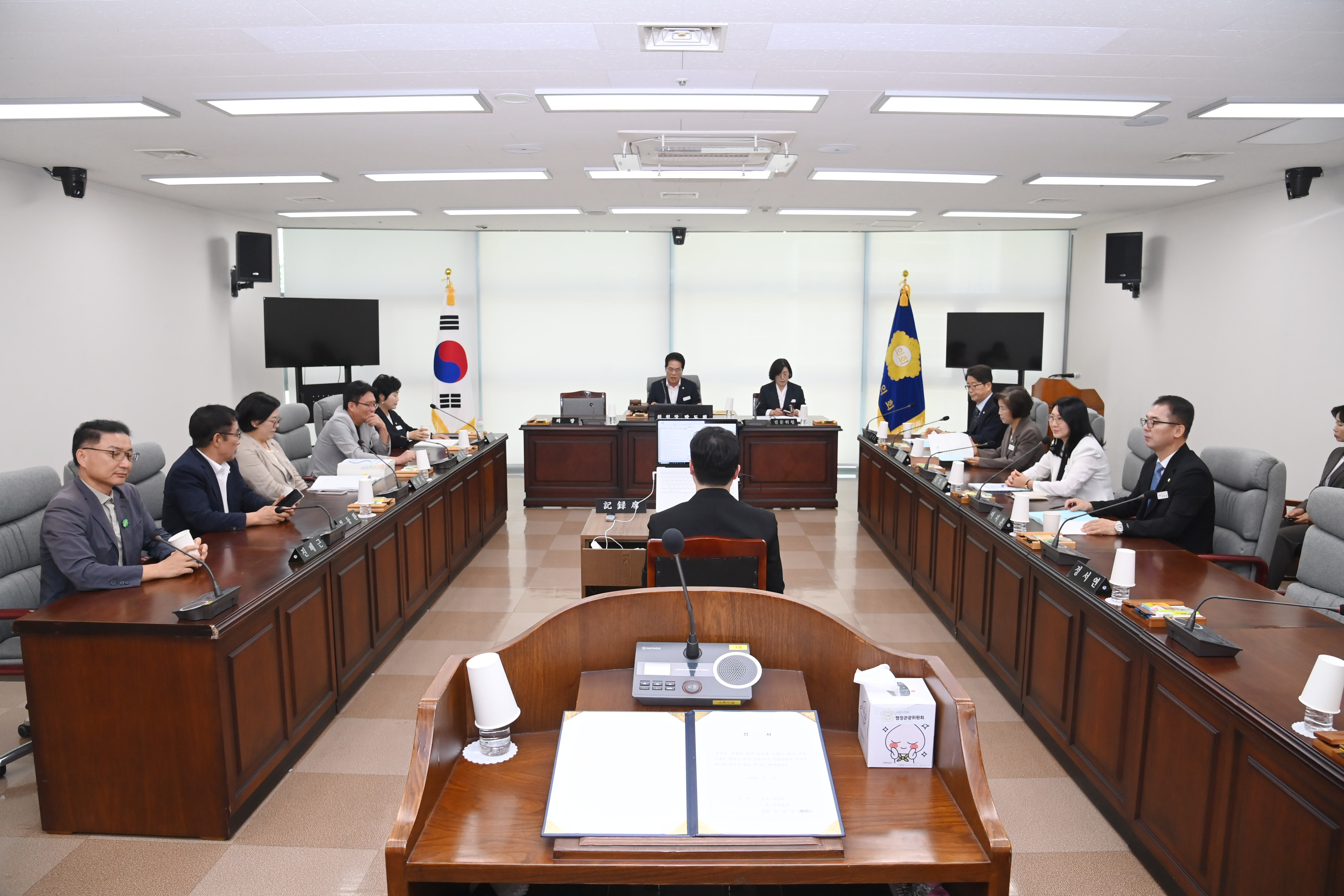 제295회 사천시의회 제1차 정례회 (행정관광·건설항공위원회 연석 행정사무감사) - 1