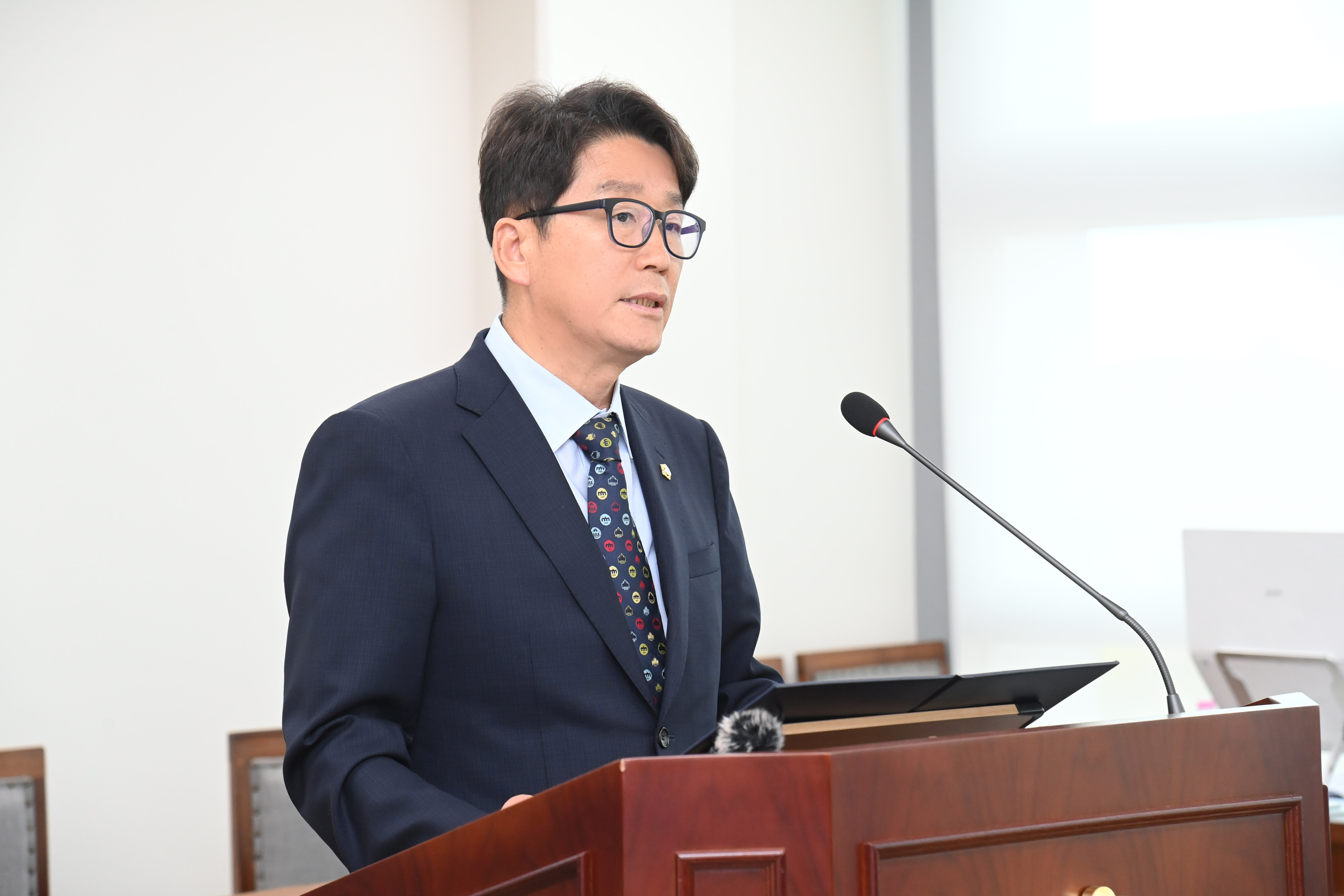 제295회 사천시의회 제1차 정례회 ( 건설항공위원회) - 6