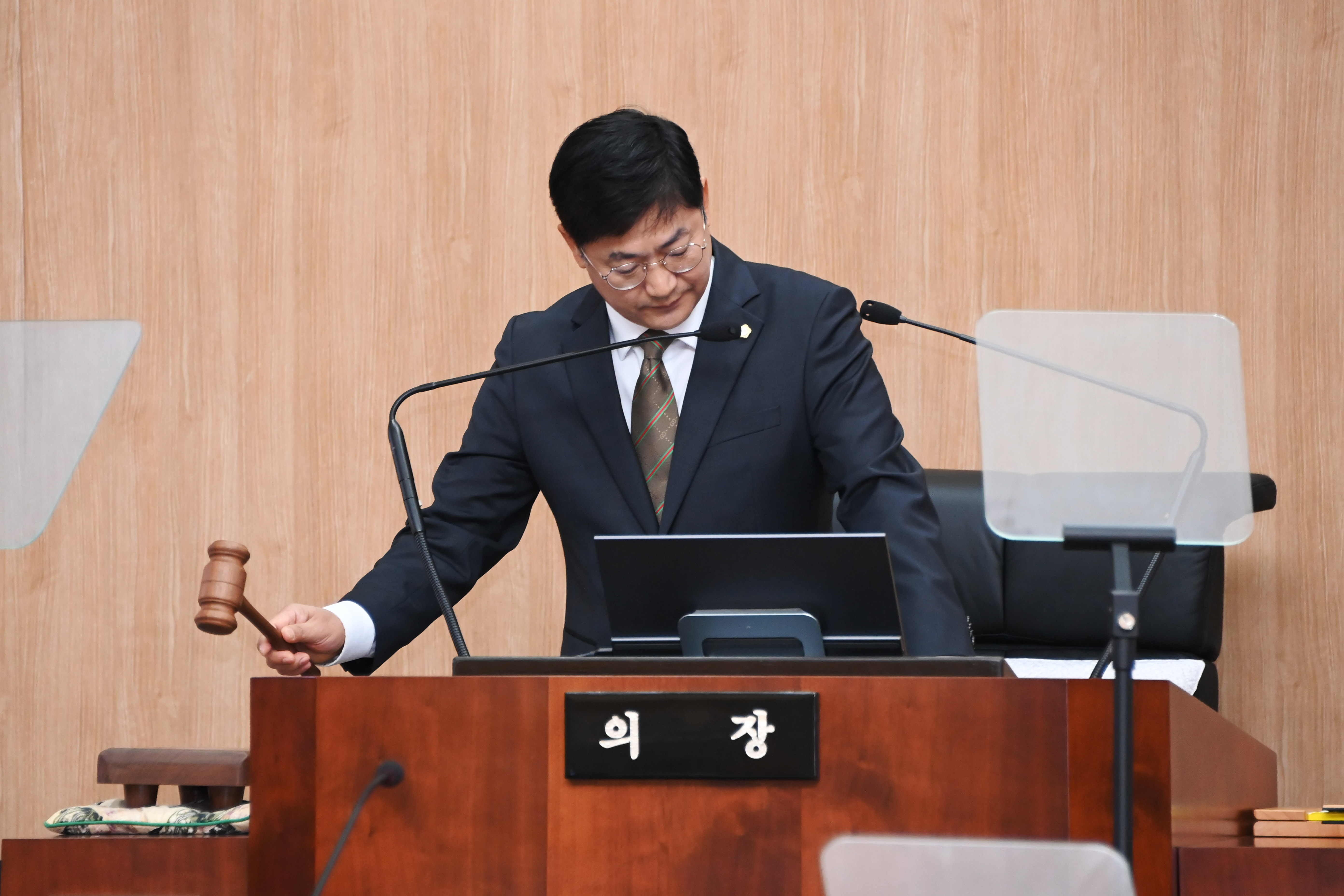 제296회 사천시의회 임시회 (제1차 본회의) - 4