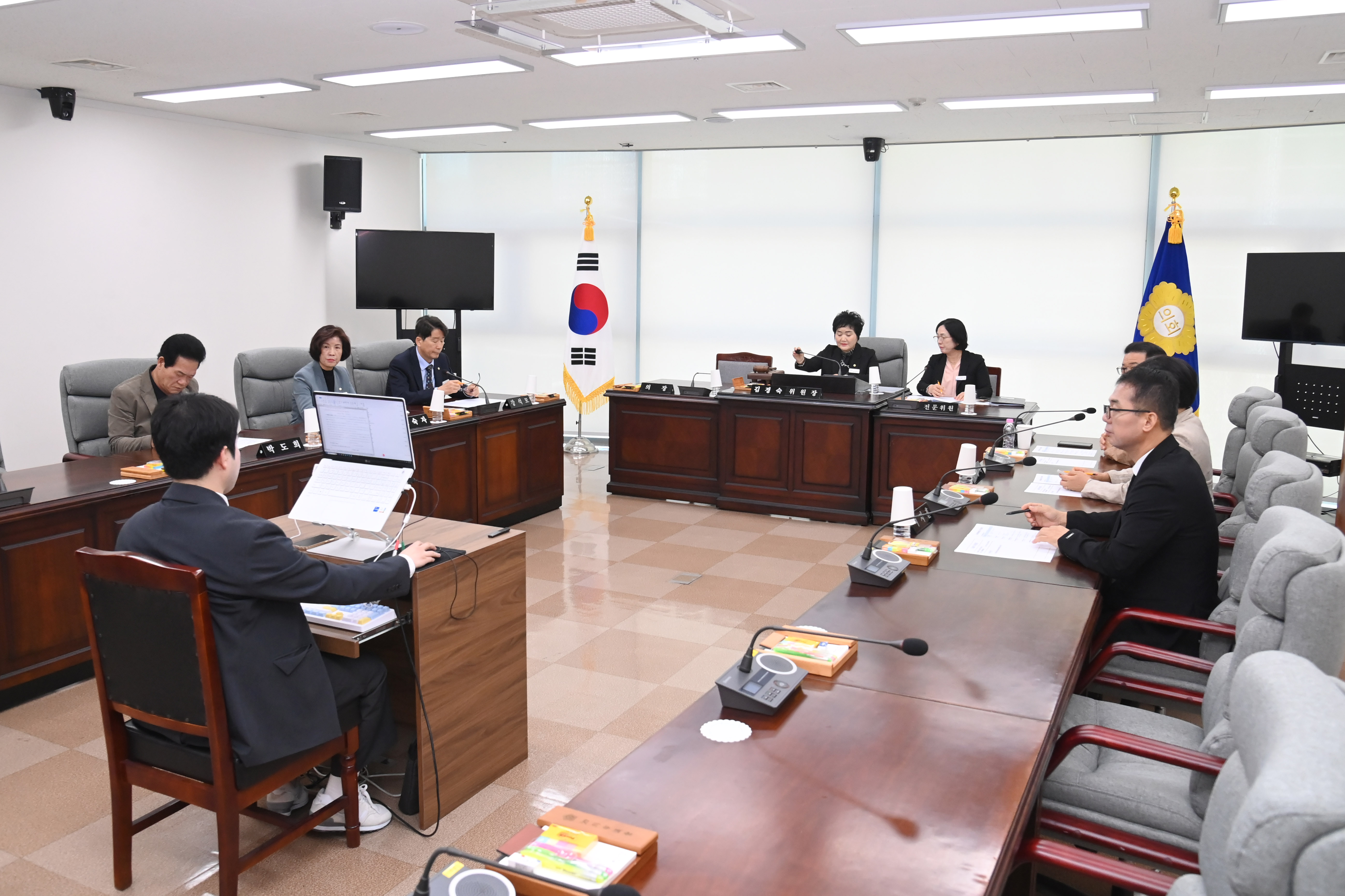 제296회 사천시의회 임시회 (제1차 윤리특별위원회) - 4