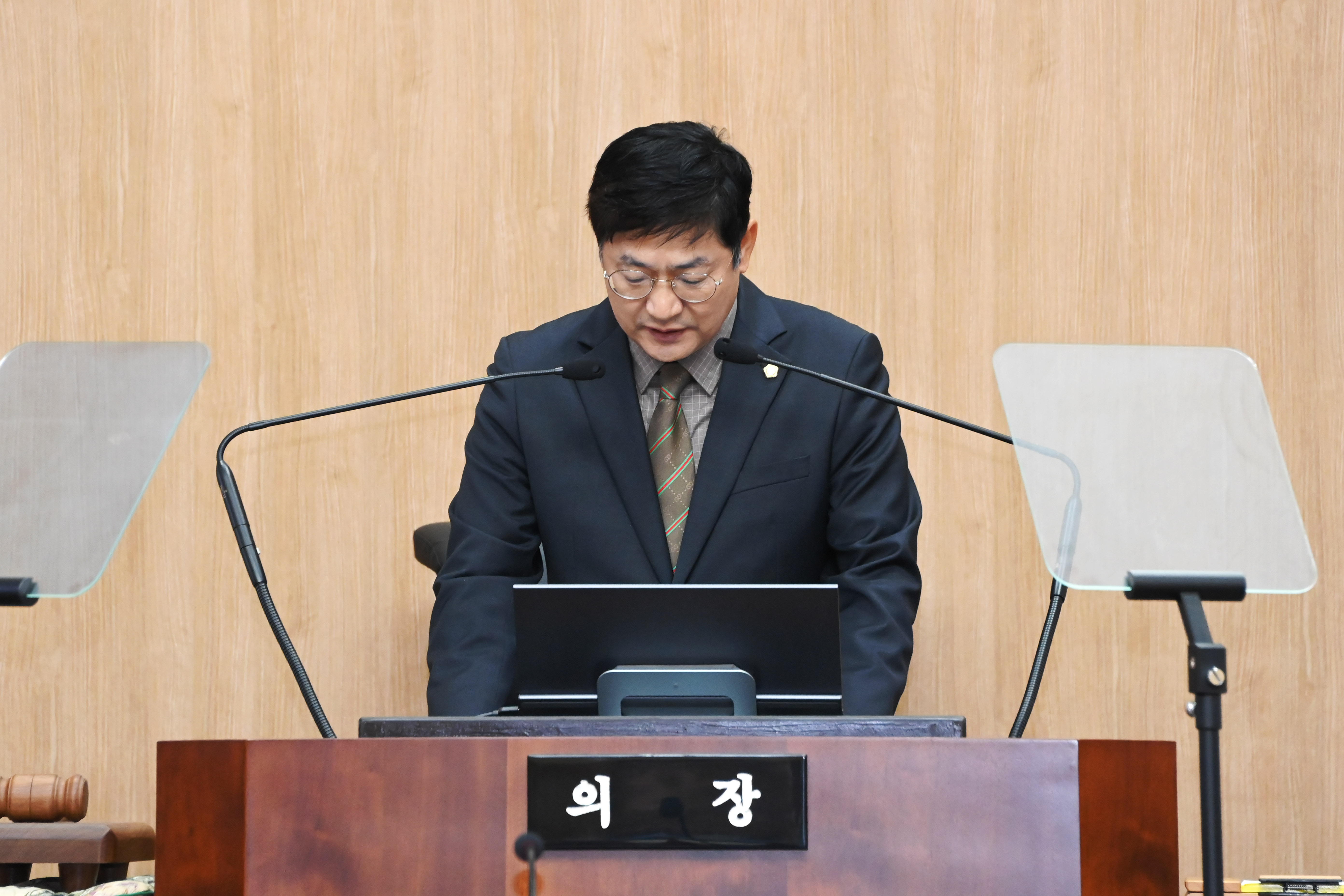 제297회 사천시의회 임시회 제1차 본회의 - 4