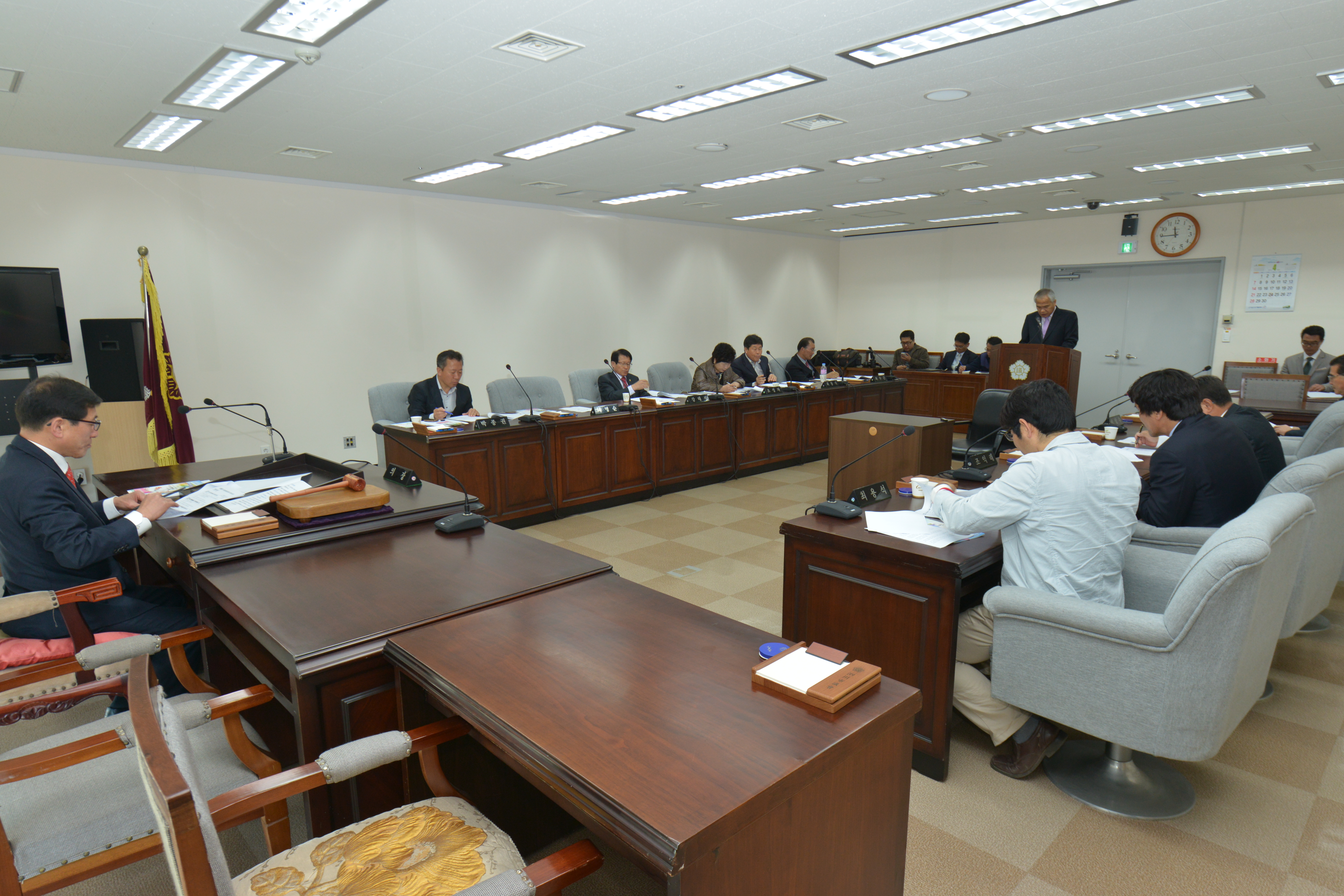 4월 의원정례간담회(2013.04.02, 의회 소회의실) - 3