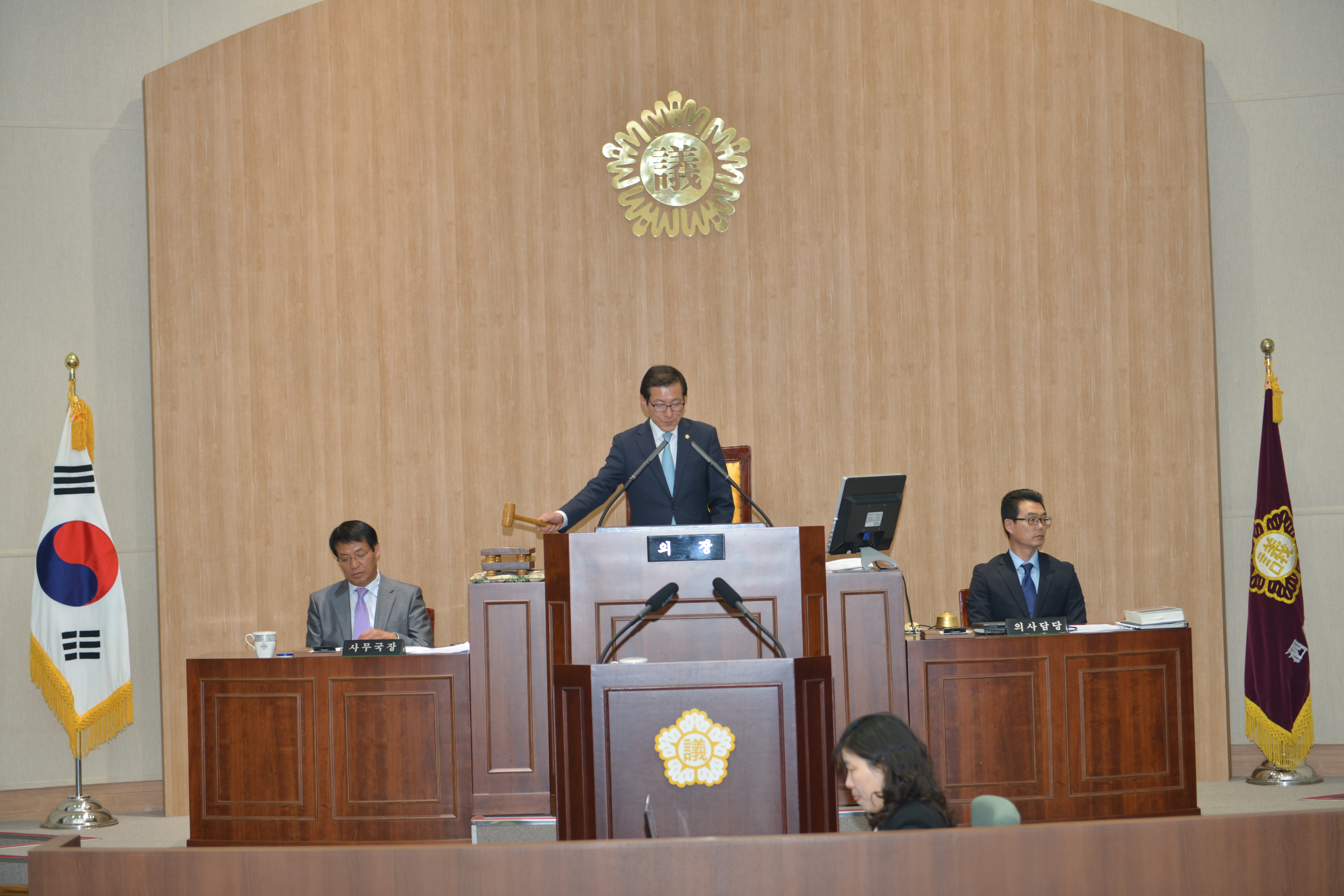제177회 사천시의회 임시회 개회식(2014.04.22, 의회 본회의장) - 4