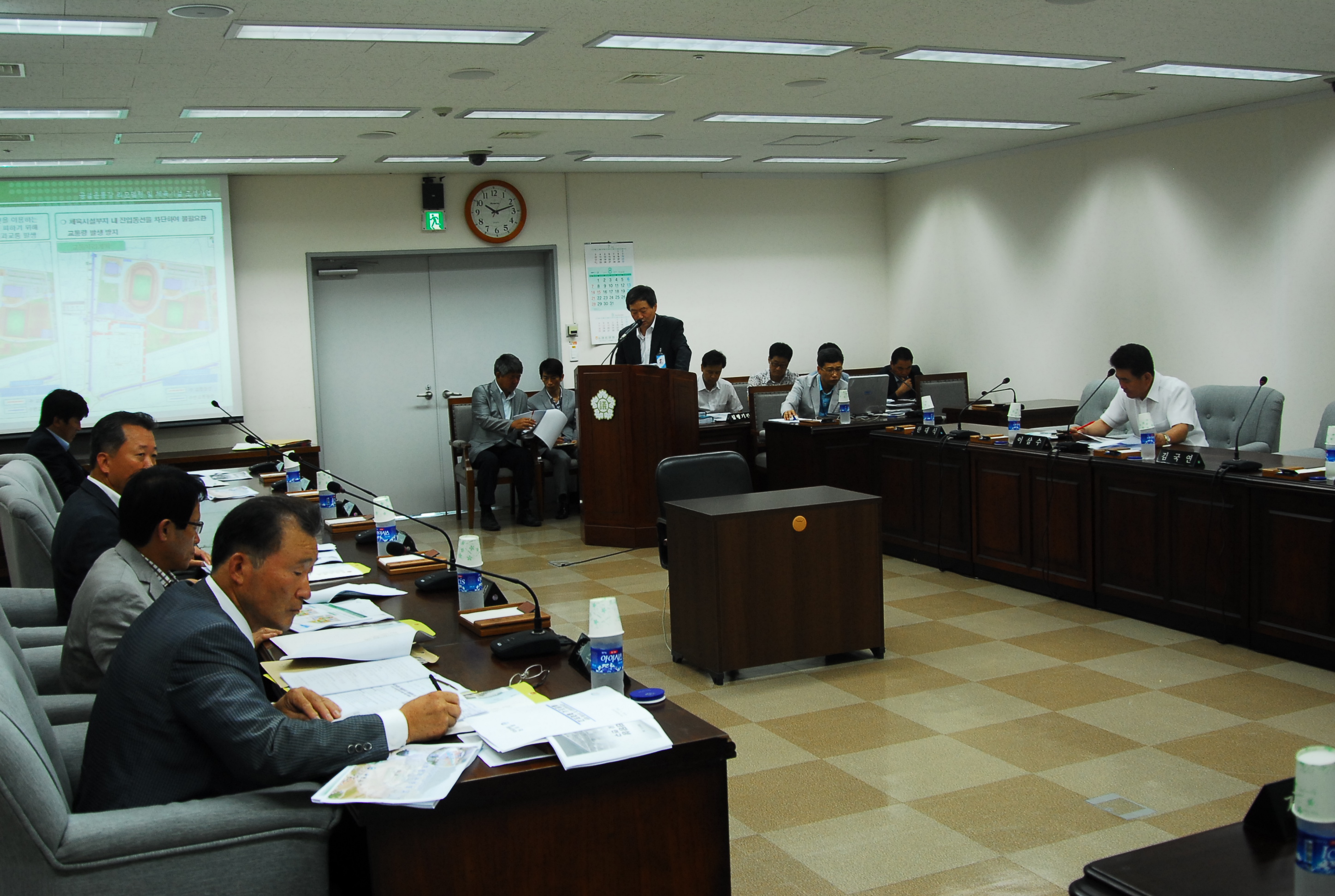 2011년 8월중 의원 정례간담회(2011. 8.25, 소회의실) - 3
