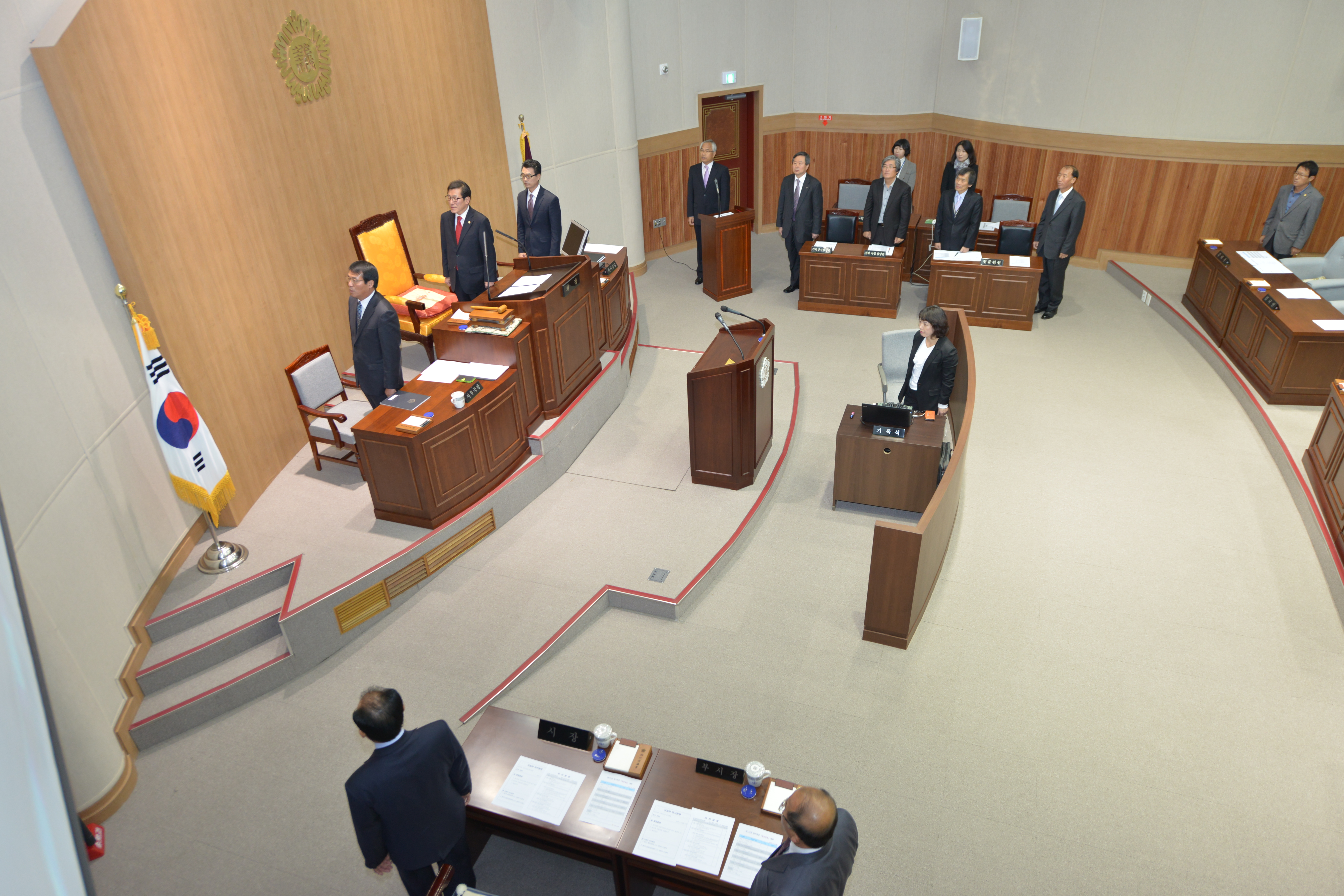 제174회 사천시의회 임시회 개회식(2013.11.12, 의회 본회의장) - 2