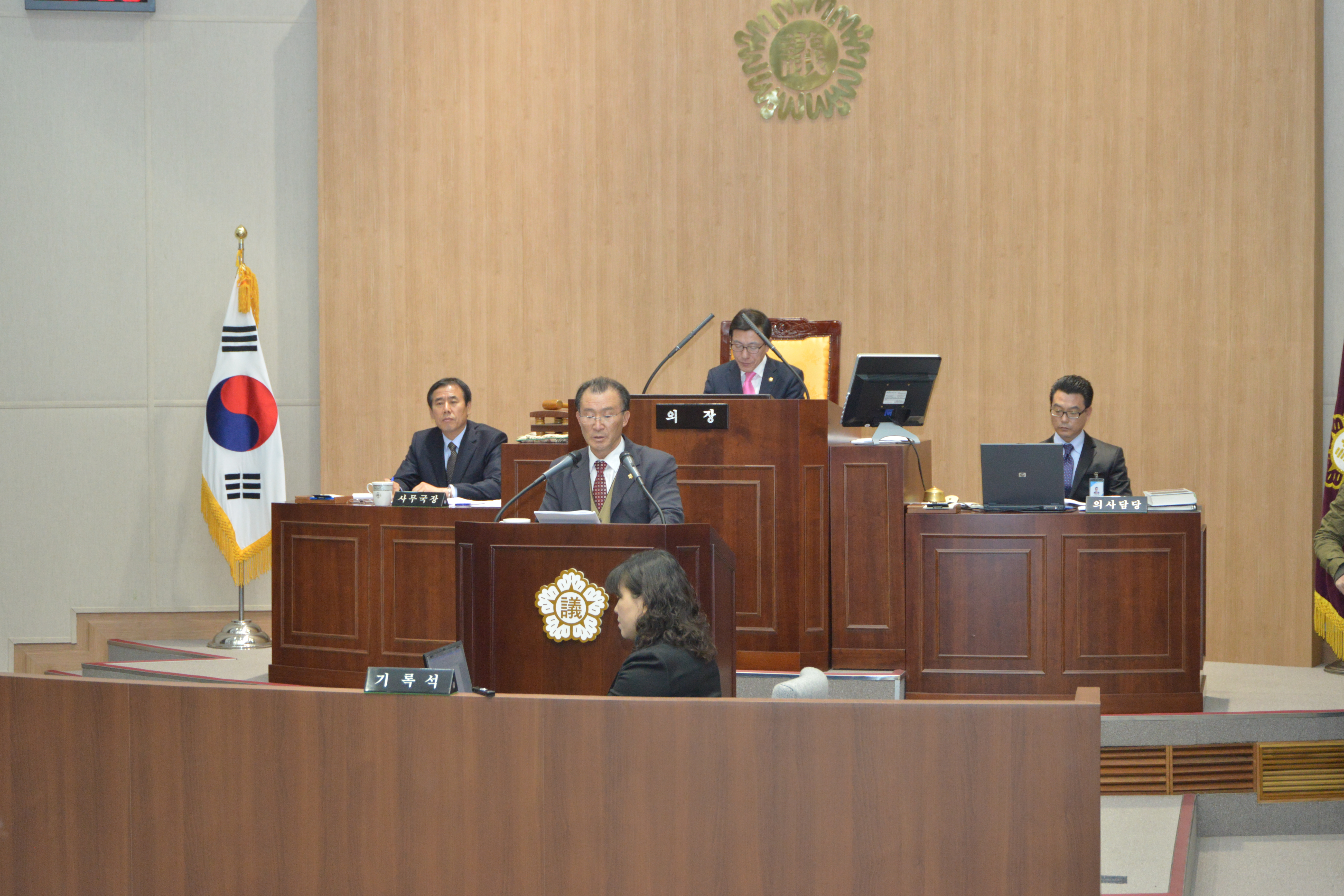 제168회 임시회 제2차 본회의(시정질문)(2013.03.21, 의회 본회의장) - 1