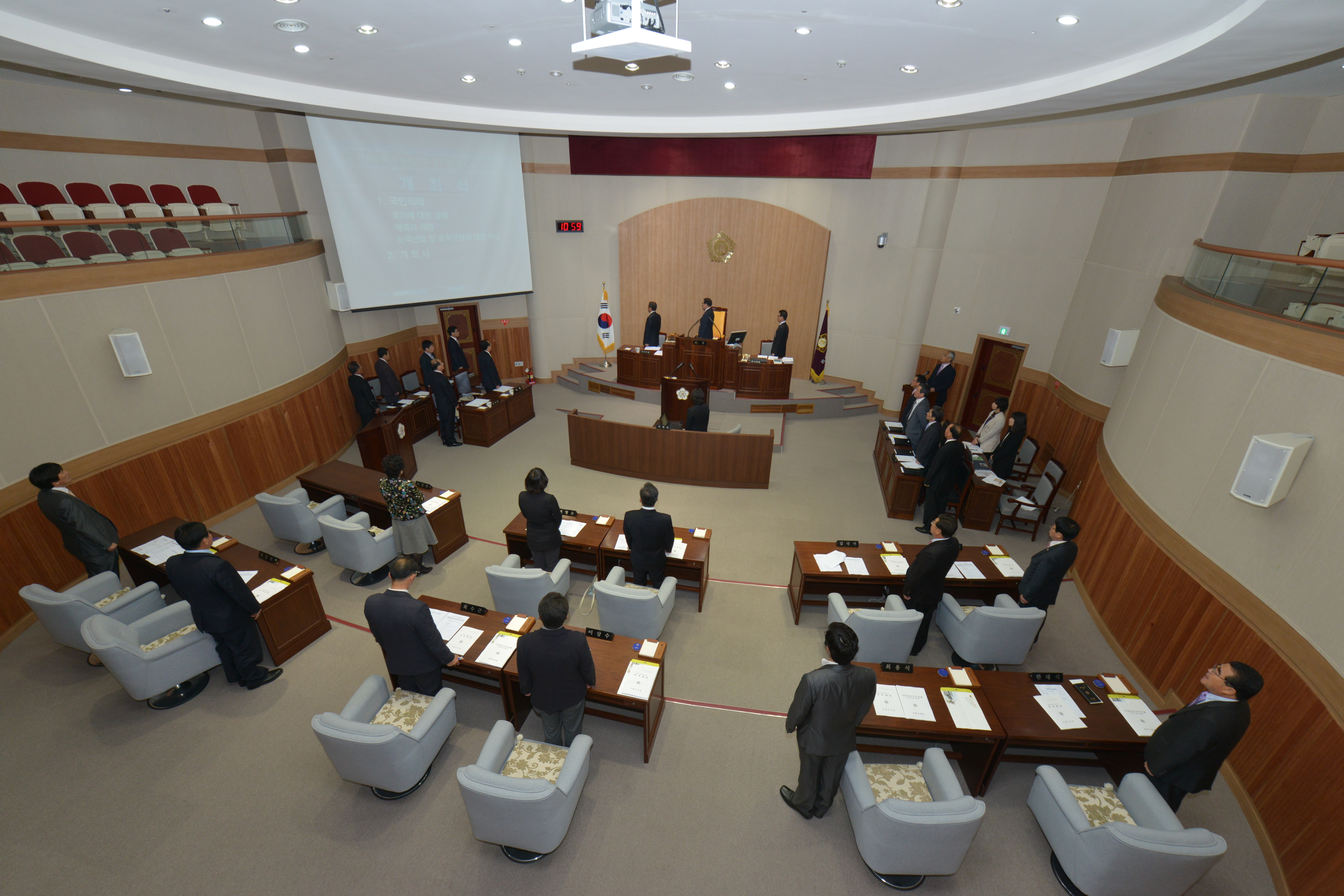 제179회 사천시의회 임시회 개회식(2013.04.16) - 1