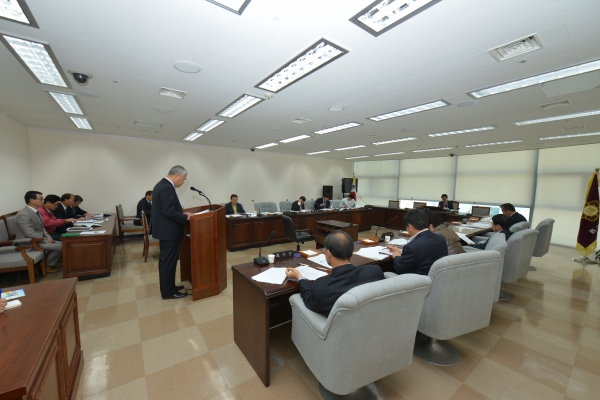 4월 의원정례간담회(2013.04.02, 의회 소회의실)