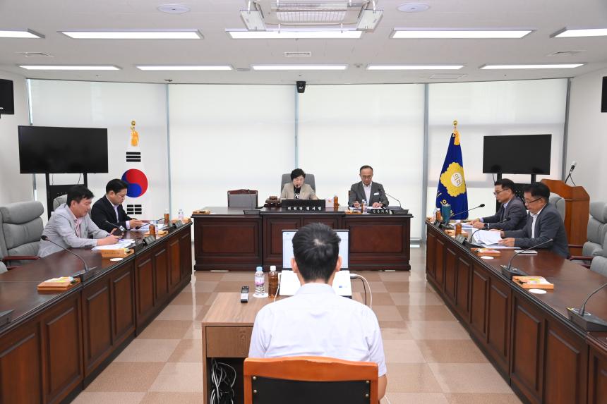 제285회 임시회 페회중 의회운영위원회