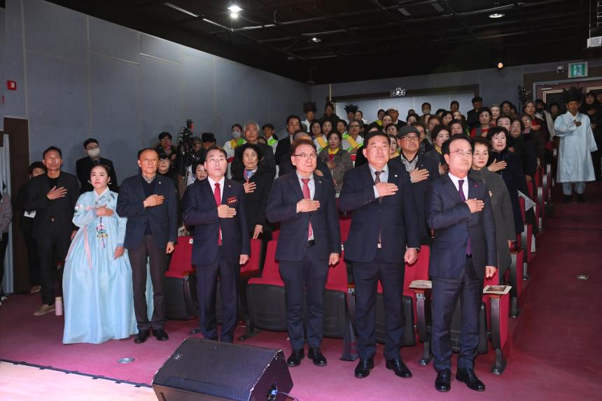 사천문화원 전통문화예술공연 및 문화학교 수강생 작품 발표회