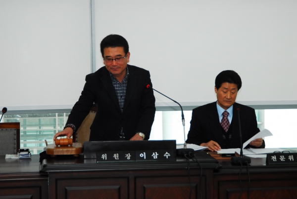 제166회 사천시의회 제2차 정례회 제1차 예산결산특별위원회(2012.12.03)